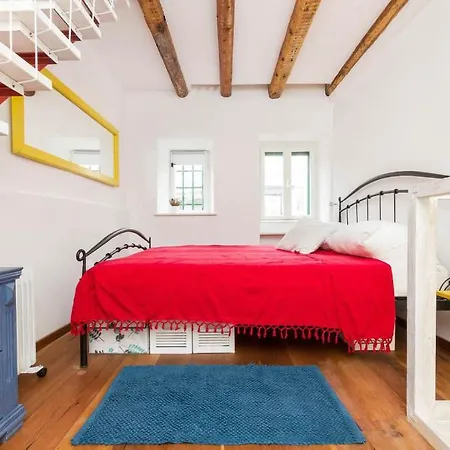 Charming Little House In Center * Split